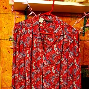 WOMENS SIZE 10 BLOUSE